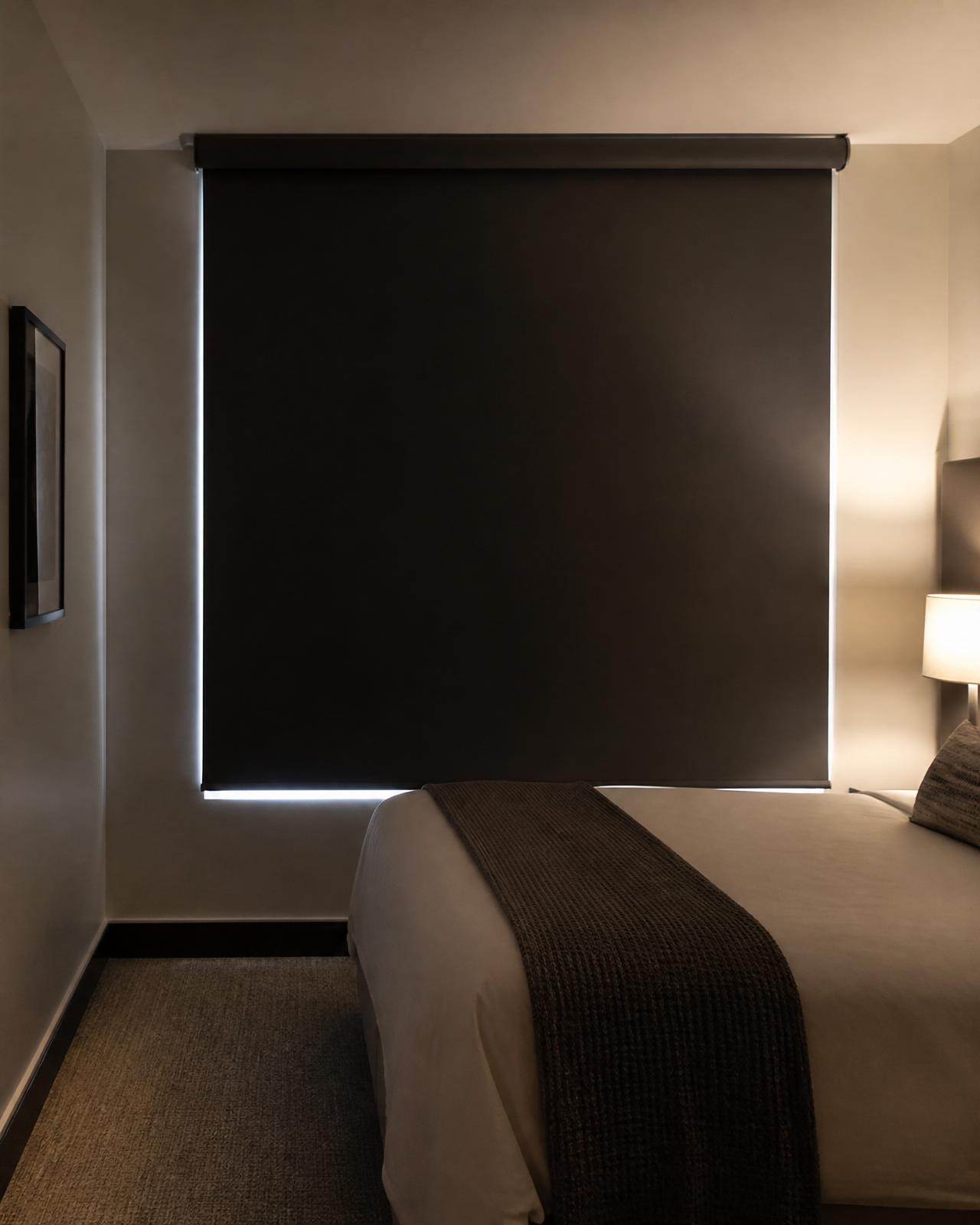 Gri — Mat Blackout stor perdesi